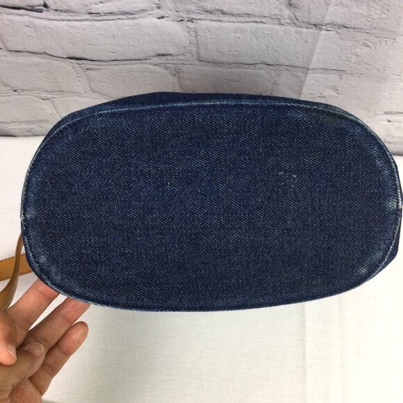 Berge Embossed Rose Leather Dark Wash Blue Denim Single Handle Bucket Handbag - Picture 6 of 16